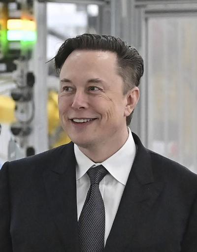 Elon Musk, Yanık Saç adlı parfüm çıkardı