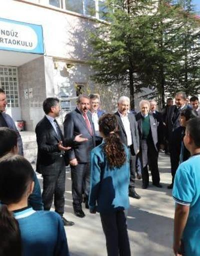 ATB Başkanı Yavuz, Şereflikoçhisar Yatılı Bölge Ortaokulunu ziyaret etti