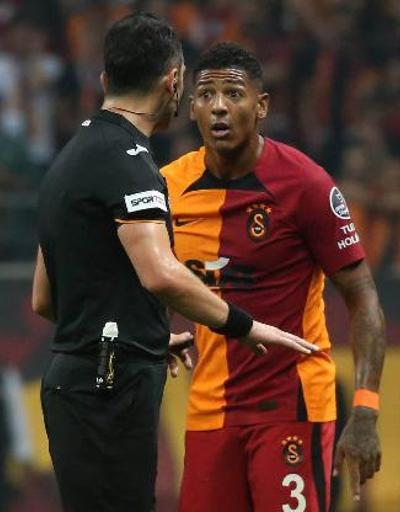 Galatasaraya van Aanholt şoku Fesih için 3.5 milyon euro istedi