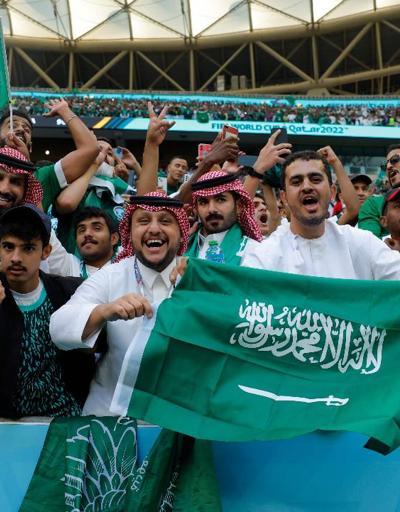 Suudi Arabistanın Arjantin zaferi sonrası ülkede resmi tatil ilan edildi