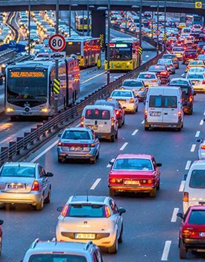 İstanbulda trafik kilit Yoğunluk yüzde 89u gördü