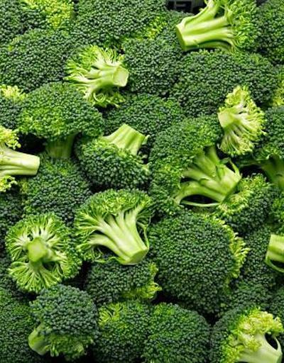 Kolesterolü kısa sürede düşürüyor Brokolinin sağlığa 3 önemli faydası...