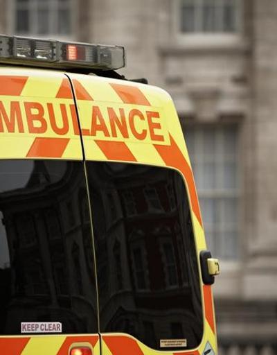 İngilterede ambulans personeli greve çıkıyor