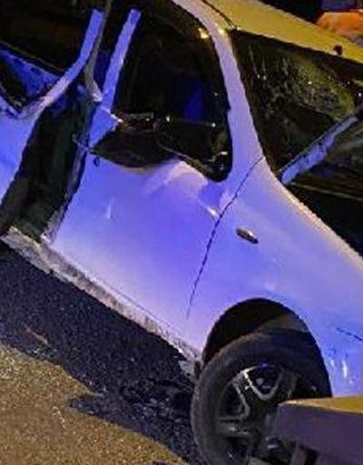 Bayrampaşa’da otomobilin çarptığı direk yayanın üzerine devrildi: 1 ölü