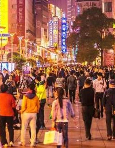 Çinde tüketici güveni 2,5 yılın dibinde