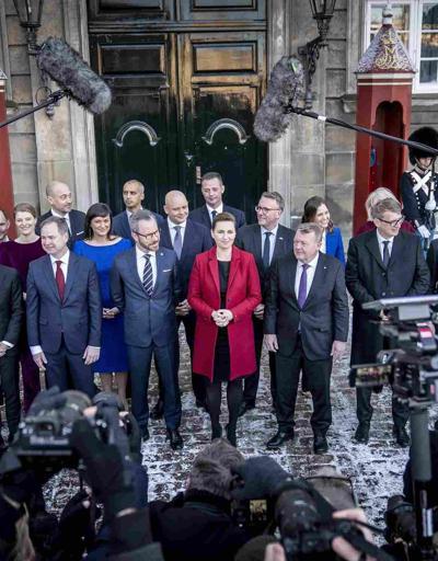 Danimarkada 44 yıl sonra orta yol koalisyon hükümeti kuruldu