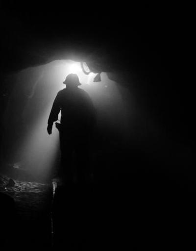 Çinin Uygur Özerk Bölgesinde altın madeni çöktü: 18 madenci enkaz altında
