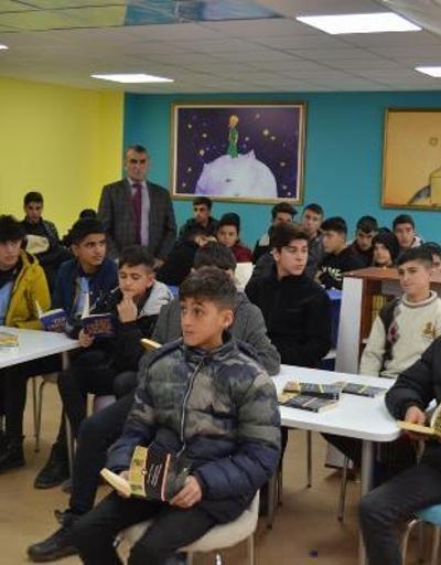 DAP Adilcevaz’daki 11 okula kütüphane kazandırdı