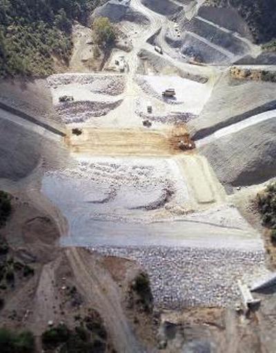 DSİ 2. Bölge Müdürü Ceylan, Kemalpaşadaki baraj çalışmalarını inceledi