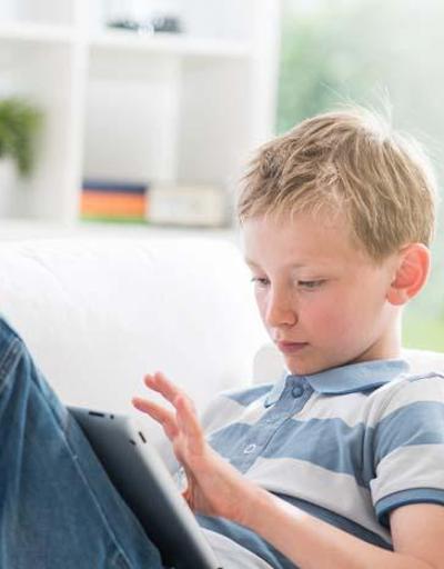 Uzun Süre Tablet Ve Bilgisayar Kullanan Çocuklar Aman Dikkat