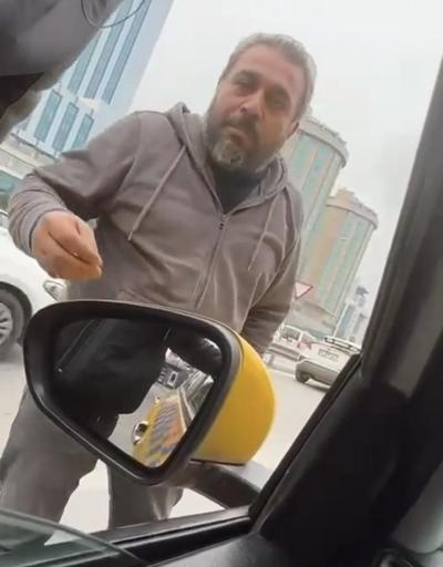 Ataşehirde taksi şoförleri arasındaki durak tartışması kamerada