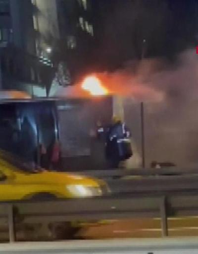 İncirlide metrobüs yangını