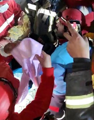 Mucizenin adı 7 aylık Hamza bebek: 140 saat sonra kurtarıldı