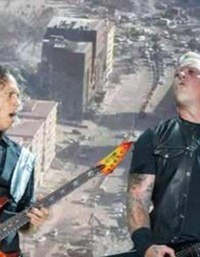 Metallicadan deprem bölgesinde büyük bağış