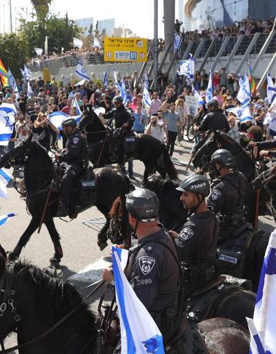 Tel Aviv sokaklarında protesto: Netanyahunun eşi kuaförde mahsur kaldı