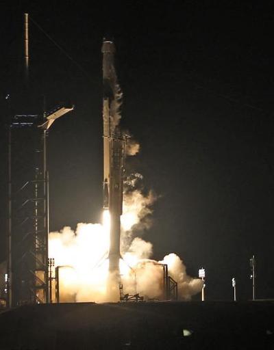 SpaceX Uluslararası Uzay İstasyonuna 4 astronot gönderdi