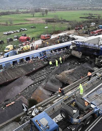 Ölümcül tren kazası tartışılıyor: Yunanistan şokta