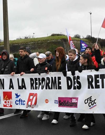 Fransada grev kararı: Bir milyondan fazla katılım bekleniyor