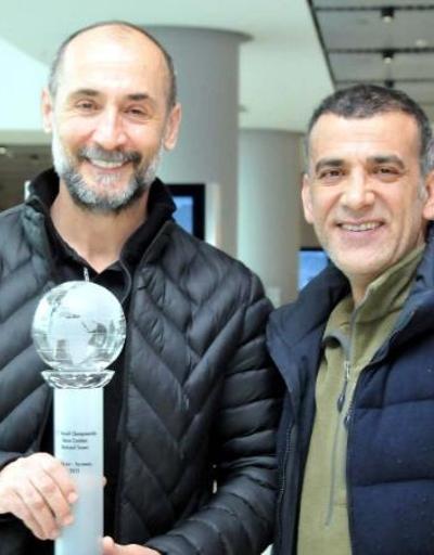 Şampiyon sporcular Semih Saygıner ve Tayfun Taşdemir yurda döndü