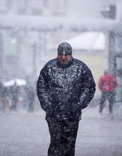 Tüm Türkiye’yi etkisi altına alacak Sıcaklıklar 10 derece birden düşecek: 24 ilde kar yağışı var