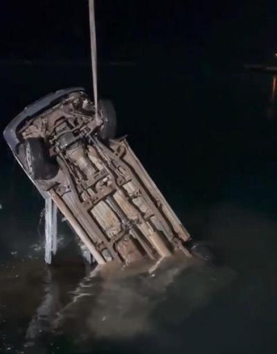 Hopa Limanında kamyonet denize düştü: 1 ölü, 1 yaralı