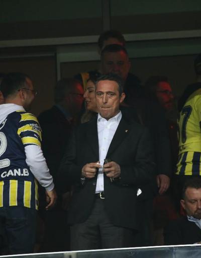 Fenerbahçe taraftarından Ali Koça istifa çağrısı