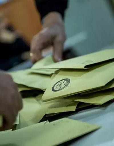 Cumhurbaşkanlığı seçimi ilk turda biter mi Yeni anket çıktı Abdulkadir Selvi yazdı...
