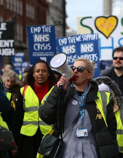 İngilterede sağlık sektöründe grevler devam ediyor