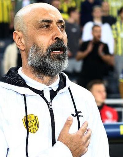 Tolunay Kafkas: Fenerbahçeyi tebrik ediyorum