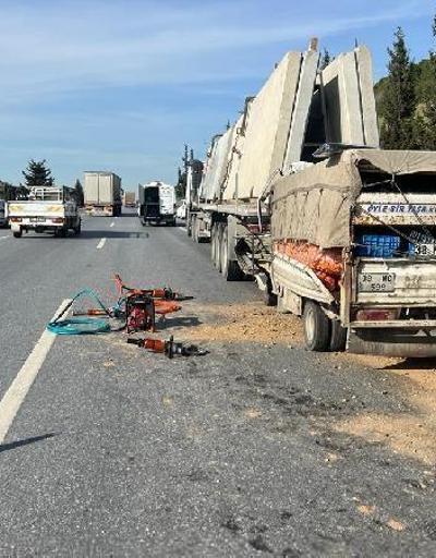 TIRa arkadan çarpan kamyonetin sürücüsü hayatını kaybetti