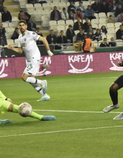 Konyaspor Lale Ortayı istifaya davet etti