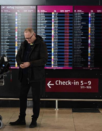 Berlinde havalimanı çalışanları greve gitti: Yüzlerce uçuş iptal