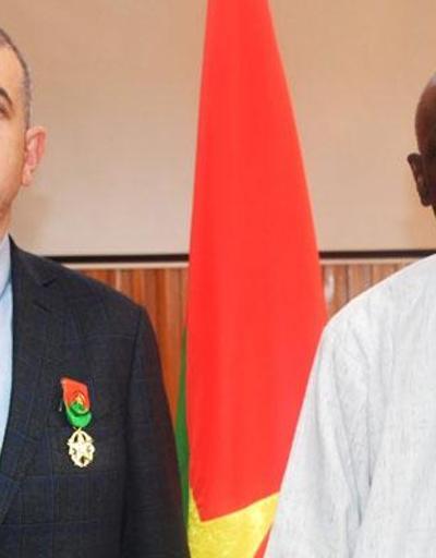 Haluk Bayraktara Burkina Faso ulusal nişanı