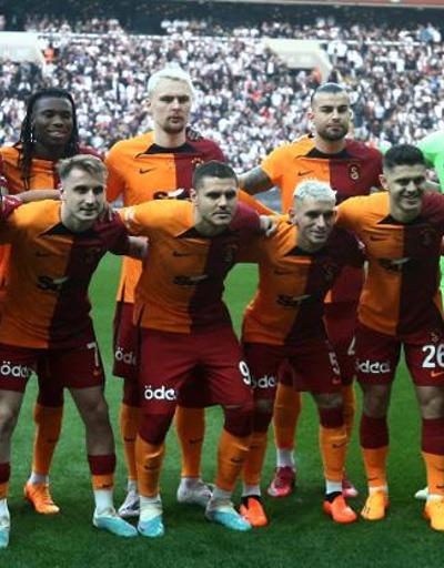 Galatasaraylı Mertensin sözleşmesi uzadı