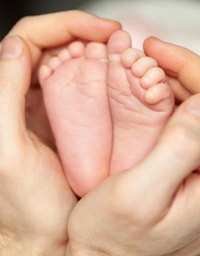 İngilterede ilk kez 3 kişinin DNAsını taşıyan bir bebek dünyaya geldi
