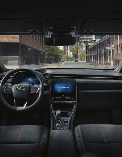 Lexus’un yeni SUVu  LBX 2024te geliyor