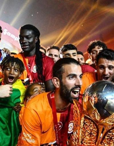 Bafetimbi Gomis Galatasaraya veda etti