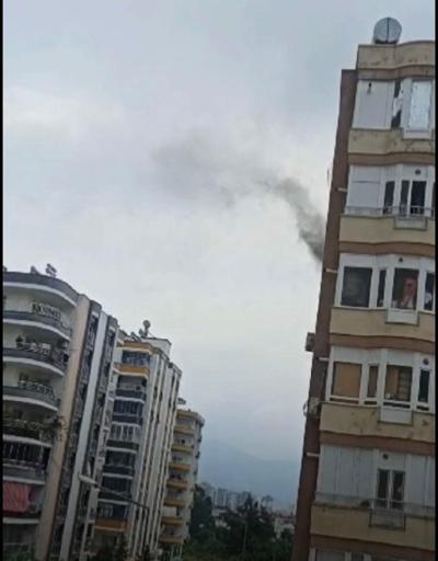 Adana’da ev yangını: 3 kişi dumandan etkilendi