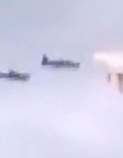 Gökyüzünde korku dolu anlar Eğitim uçuşunda iki askeri uçak çarpıştı