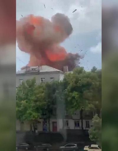 Rusya Ukrayna’nın kuzeyinde bir apartmanı vurdu