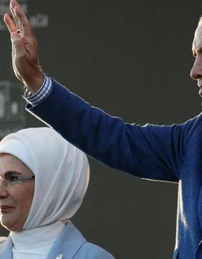 Emine Erdoğandan 15 Temmuz paylaşımı: Göğsü iman dolu bir milletin demokrasi zaferi