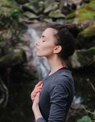 Meditasyon yap hayatın değişsin 5 adımda pratik rahatlama metodu Serenad Altan yazdı...