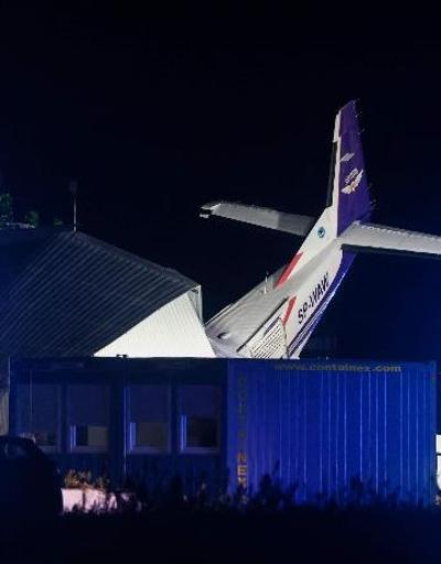 Polonyada uçak hangara çarptı: 5 ölü, 7 yaralı