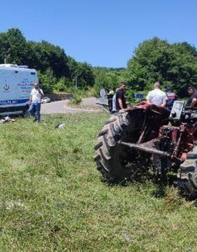 Hasta nakil ambulansının çarptığı traktörün sürücüsü ağır yaralandı