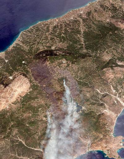 Rodos’taki orman yangınlarının boyutu uydu görüntülerine yansıdı