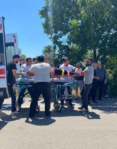 Bursada TIR, motosiklete çarptı: 2 ağır yaralı