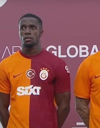 Galatasarayda yeni transferler için imza töreni düzenlendi Fenerbahçeye gönderme