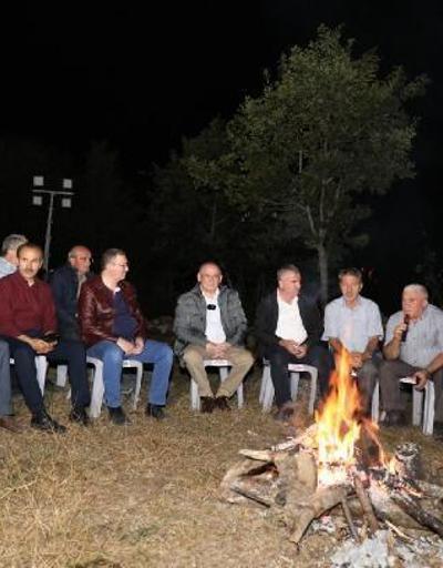 Başkan Demir’den yol yapım ekipleriyle gece mesaisi