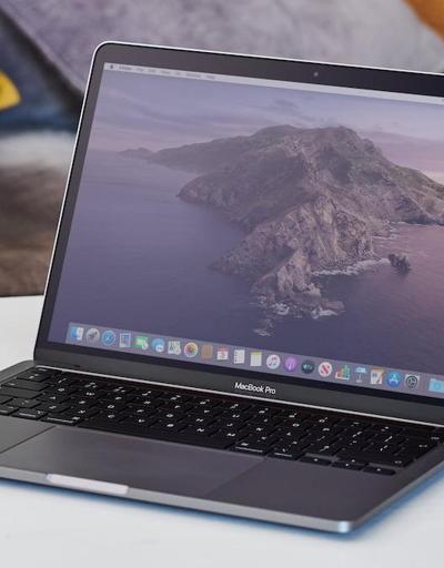 OLED ekranı MacBook’lar için tarih verildi