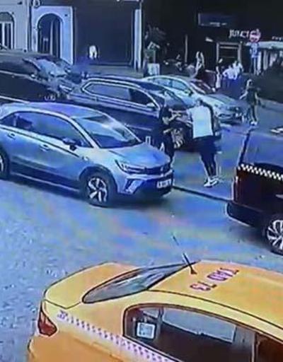 İstanbulda kısa mesafe cinayeti kamerada: Taksicinin öldüresiye dövdüğü adam öldü